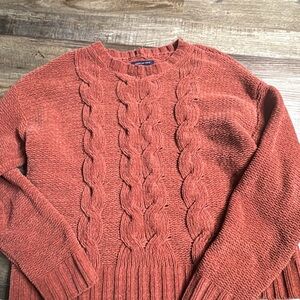 American Eagle Cable knit Sweater small